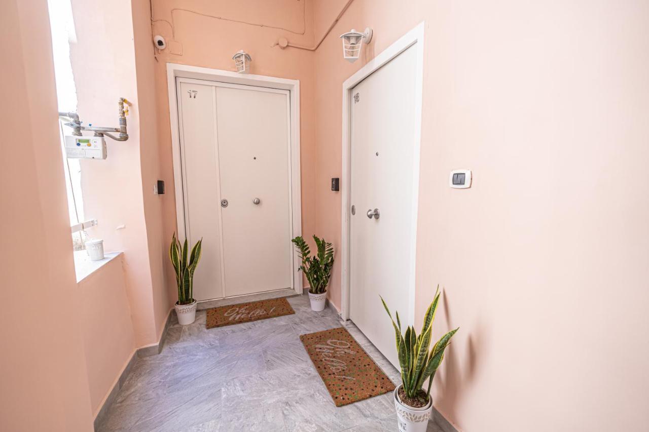 Casa Vacanze Decumano 18 เนเปิลส์ ภายนอก รูปภาพ