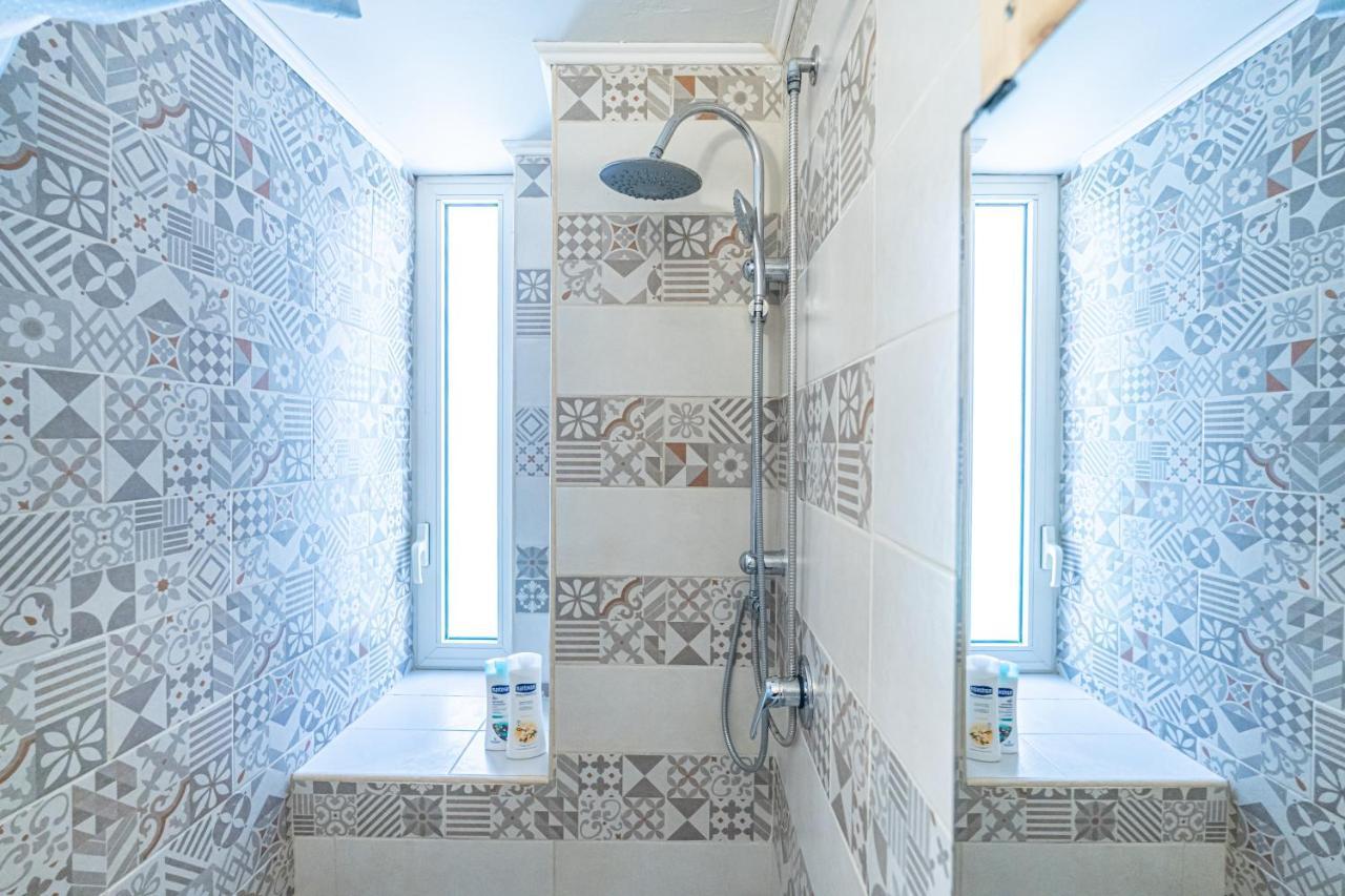 Casa Vacanze Decumano 18 เนเปิลส์ ภายนอก รูปภาพ